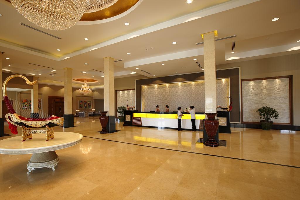 Horizon Lake View Resort Naypyidaw Exterior foto